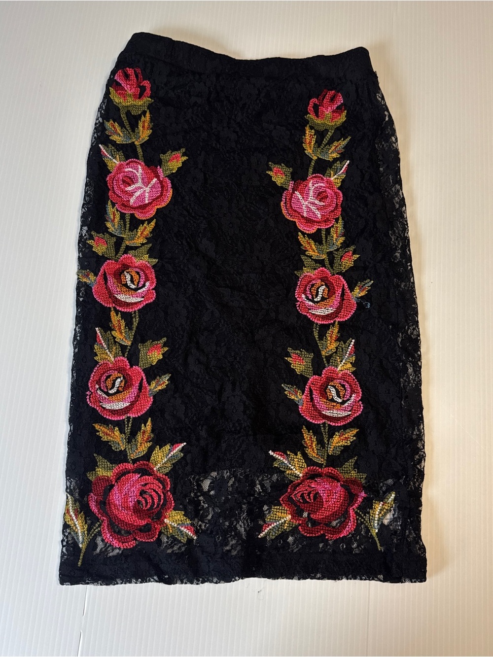 Topshop Black Lace Embroidered Rose Floral Midi Pencil Skirt US 4 Romantic Goth